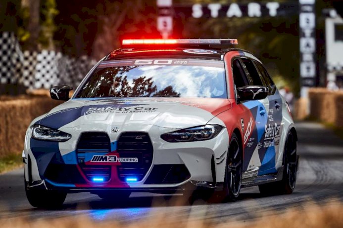 เซฟตี้คาร์คันใหม่-bmw-m3-touring-motogp-safety-car